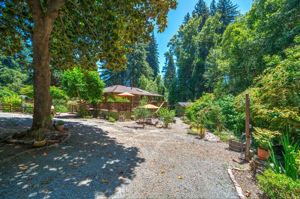 219 Redwood Drive