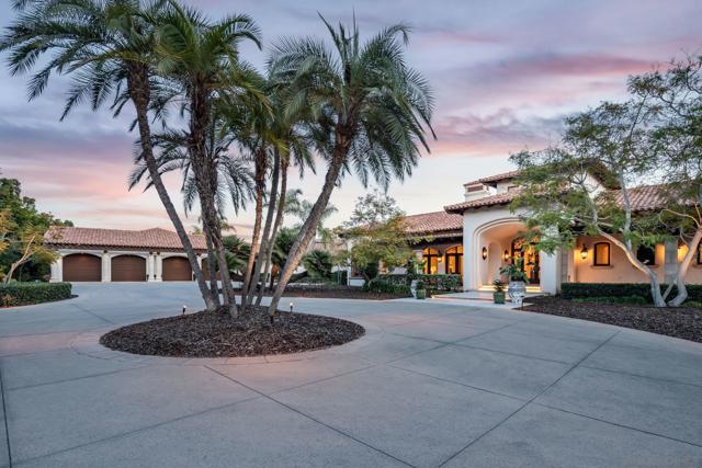 17535 Los Morros, Rancho Santa Fe CA: https://media.crmls.org/mediaz/b87719ee-ab1c-4b39-baf7-ed67dc330f97.jpg