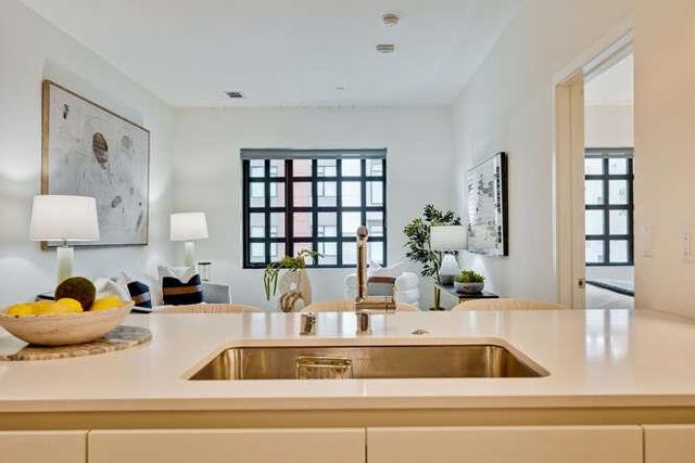 815 Tennessee Street, San Francisco CA: https://media.crmls.org/mediaz/b8773da4-9a15-407c-b583-2c81b7bf8792.jpg