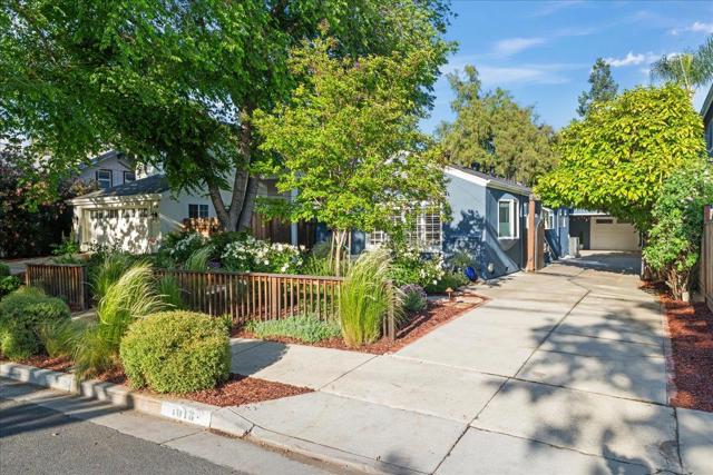 1018 Delmas Avenue, San Jose CA: https://media.crmls.org/mediaz/b8773f3e-6d10-477d-b493-18394e17c2fc.jpg