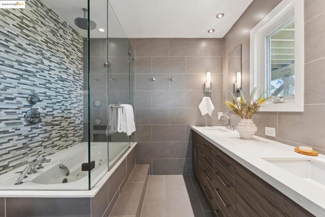 5958 Colton Blvd., Oakland CA: https://media.crmls.org/mediaz/b877a53f-c3e2-49d5-9ec0-651605b4fa68.jpg