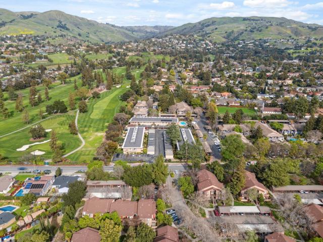550 Toyon Avenue, San Jose CA: https://media.crmls.org/mediaz/b877c5af-cf56-4fcf-a0c9-66e1936ba857.jpg