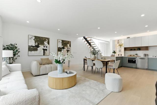 1815 18th Avenue, San Francisco CA: https://media.crmls.org/mediaz/b8785579-3f74-418f-8042-73eac14c440c.jpg