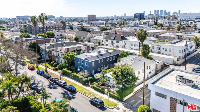 139 N Harper Avenue, Los Angeles CA: https://media.crmls.org/mediaz/b878e2a8-d261-43d5-b89c-9a091e8f6199.jpg