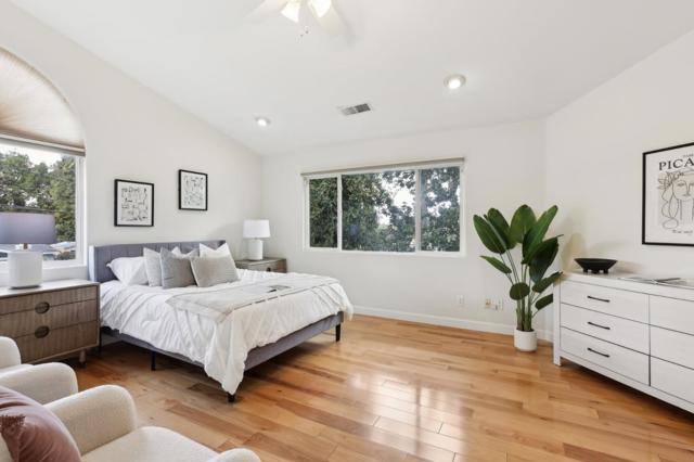 731 Calderon Avenue, Mountain View CA: https://media.crmls.org/mediaz/b87a1abe-f7a7-4c05-be5f-0c690dee831d.jpg