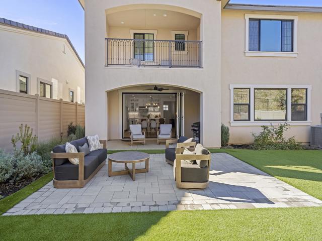 Detail Gallery Image 4 of 39 For 2971 Rue De Latour, Bonsall,  CA 92003 - 4 Beds | 3/1 Baths