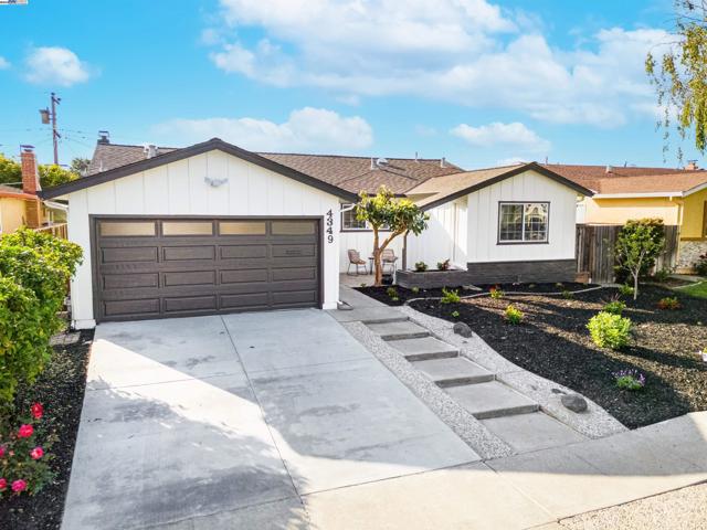 4349 La Cosa Ave, Fremont CA: https://media.crmls.org/mediaz/b87a99b8-9139-41a0-83b8-8ed42cf613bb.jpg