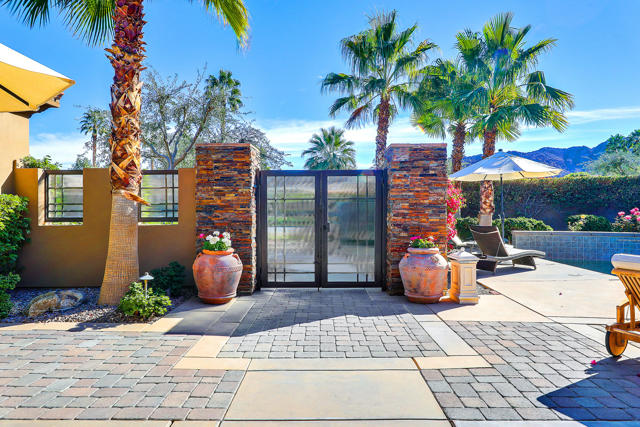 003_Front Entry