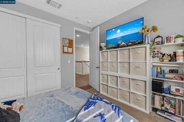 210 Belle Harbor Circle, Pittsburg CA: https://media.crmls.org/mediaz/b87b724d-0b0f-48e1-ad1e-510b3cd1c78d.jpg