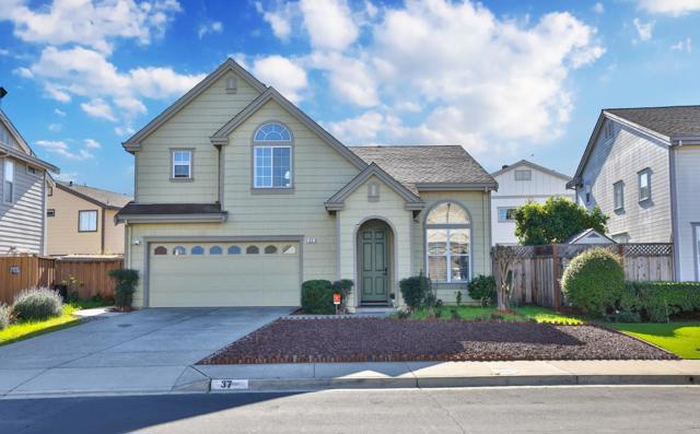 37 Lance Way, Hayward CA: https://media.crmls.org/mediaz/b87bdb2b-97d4-420a-a532-0d97d080c30f.jpg
