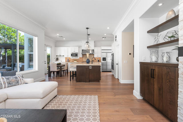 976 Blackbourne, Oak Park CA: https://media.crmls.org/mediaz/b87cb12c-200e-414f-9464-99d356548f7a.jpg