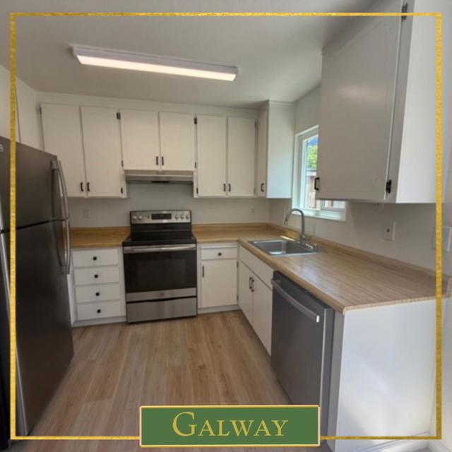 684 Concord Place, Pleasanton CA: https://media.crmls.org/mediaz/b87e5a32-e0cc-4f20-85f2-63e9ae567445.jpg