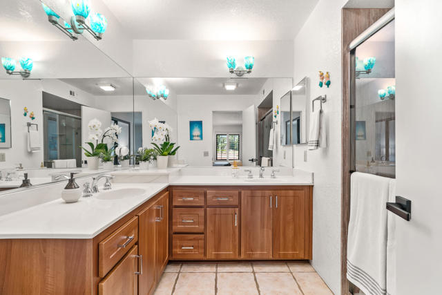 Image 35 of 61 For 35200 Cathedral Canyon Drive S152