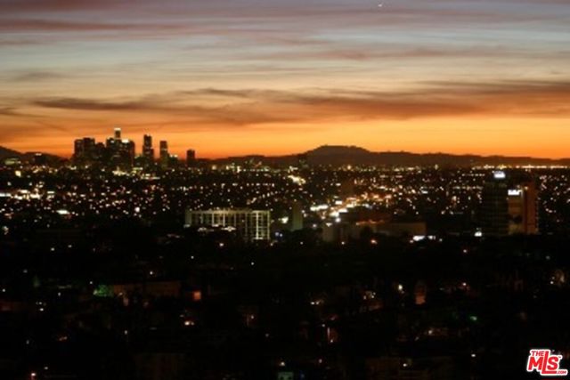 2170 Century Park East, Los Angeles CA: https://media.crmls.org/mediaz/b87ebd36-aed5-4953-8e45-a5ec03a4a1a3.jpg
