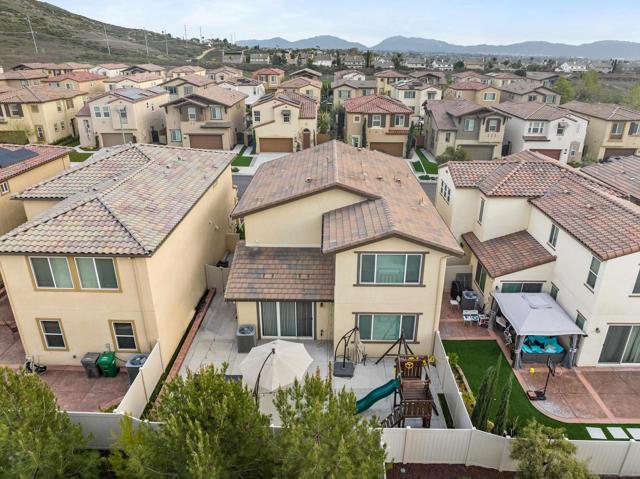 Image 30 of 32 For 38512 Rosegate Pl