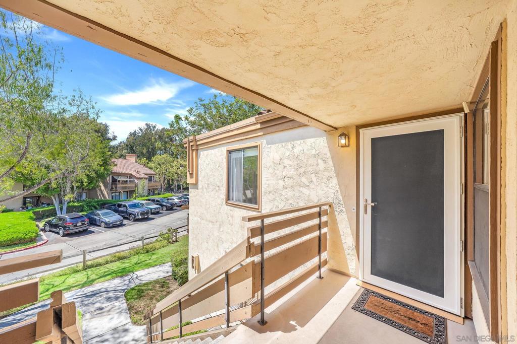 9909 Scripps Westview Way - photo 2