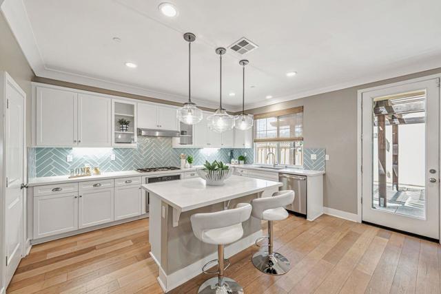 195 Peral Avenue, Morgan Hill CA: https://media.crmls.org/mediaz/b880125c-8c4c-4175-bf40-2614e086fce0.jpg