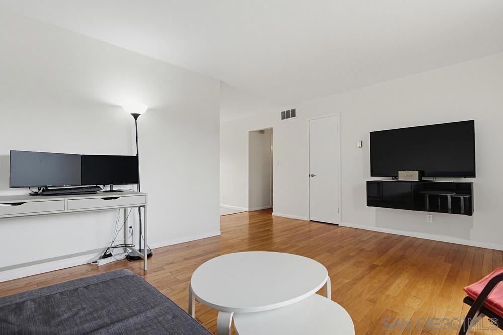 4885 Cole - photo 17