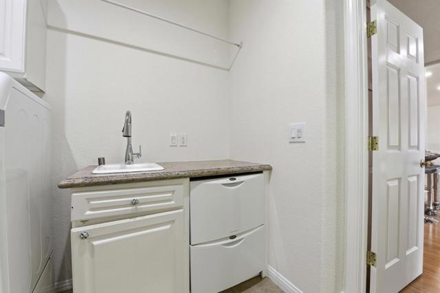 1129 Foxhurst Way, San Jose CA: https://media.crmls.org/mediaz/b8804640-0a47-4781-9635-184f7ed5de3a.jpg