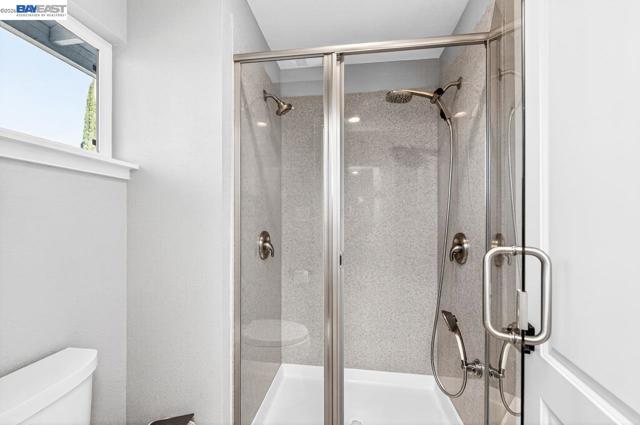 907 Hazel St, Livermore CA: https://media.crmls.org/mediaz/b880e0d8-ff22-410d-a96d-ace16713734b.jpg