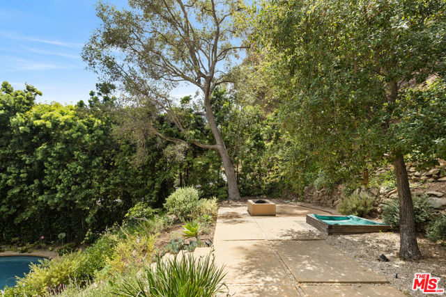 Drew Fenton | 731 Greentree Road Pacific Palisades CA | MLS: 6836540