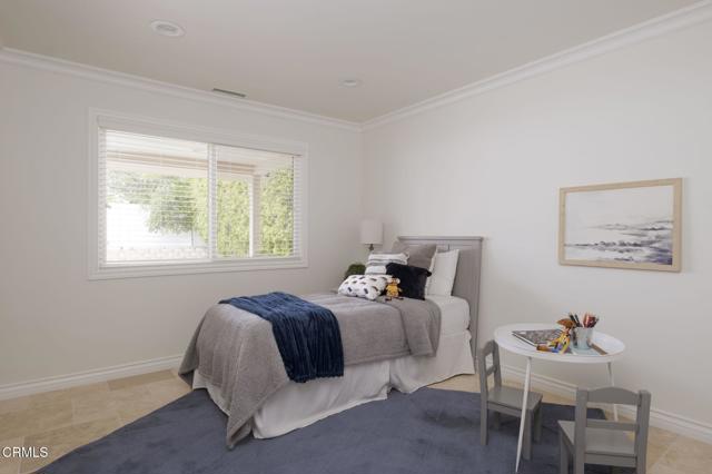 1325 Rexford Avenue, Pasadena CA: https://media.crmls.org/mediaz/b882ba9f-0f8d-4af5-961e-a8132edda29f.jpg
