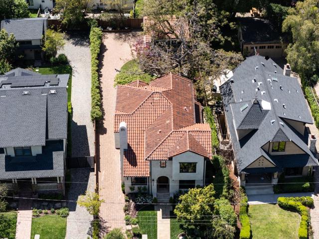 16922 Mitchell Avenue, Los Gatos CA: https://media.crmls.org/mediaz/b8846d6d-ed4f-4840-b018-7731729cda7b.jpg