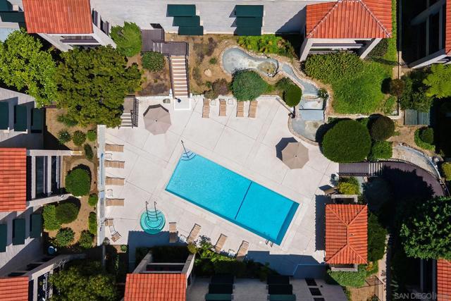 2510 Clairemont Dr, San Diego CA: https://media.crmls.org/mediaz/b884b9b9-1372-4454-abe1-f7f90389415b.jpg