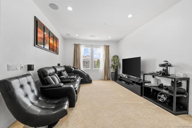 1314 Stearns Wharf Rd, Chula Vista CA: https://media.crmls.org/mediaz/b885be02-219b-43c5-981b-b8fba70552c0.jpg