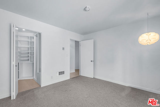 620 The, Redondo Beach CA: https://media.crmls.org/mediaz/b885e520-f638-410b-95cd-3d072b3aa6be.jpg