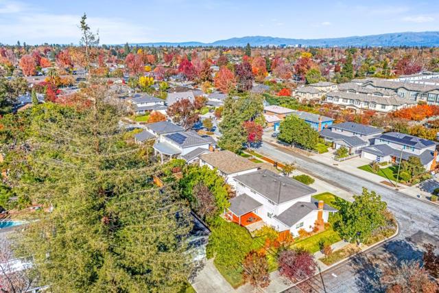 1688 Grizilo Drive, San Jose CA: https://media.crmls.org/mediaz/b8864dbd-3086-40ba-96ff-fa514cbbf5c7.jpg