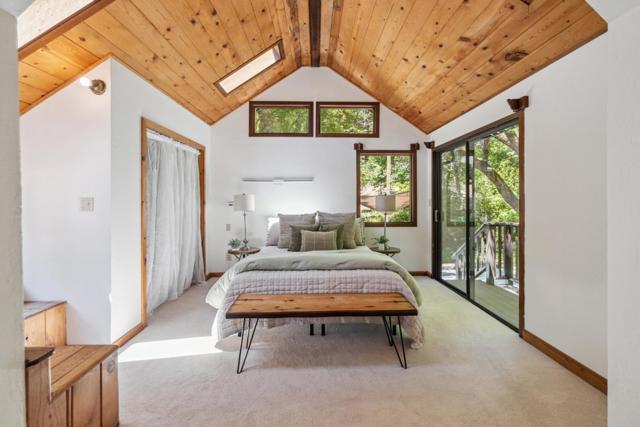 9925 Love Creek Road, Ben Lomond CA: https://media.crmls.org/mediaz/b886edb9-baf5-457c-8831-cdaa4a5e94ff.jpg