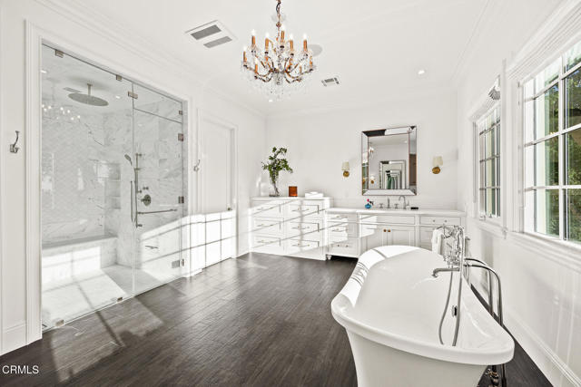 2060 Windover Road, Pasadena CA: https://media.crmls.org/mediaz/b8874d69-b54b-4270-83eb-478bfe3cceb1.jpg