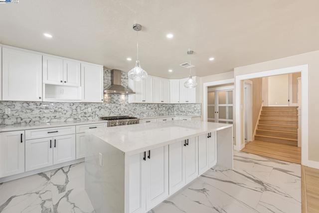 10745 Ridgeview Way, San Jose CA: https://media.crmls.org/mediaz/b88931bd-dd9e-430c-8506-098334ecad08.jpg