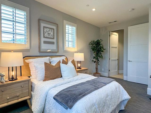 160 Prospect Avenue, Los Gatos CA: https://media.crmls.org/mediaz/b8893c19-fbff-4131-8844-e9f3d44590e5.jpg
