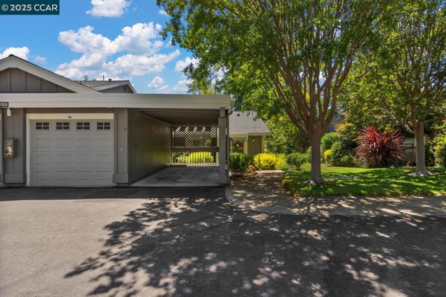 2155 Cactus Ct, Walnut Creek CA: https://media.crmls.org/mediaz/b889d4fa-4bf1-4460-8abc-fa5d3b0aedea.jpg