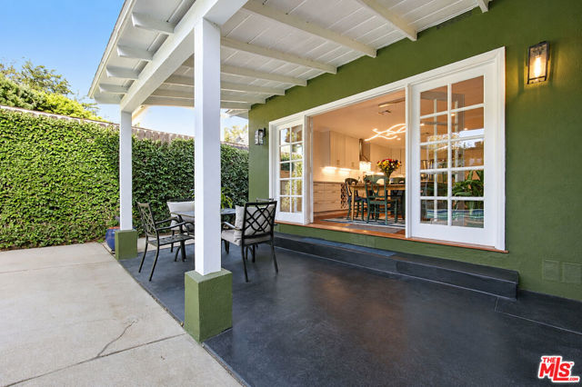 12773 La Maida Street photo 32