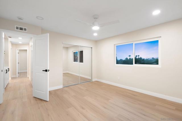 9401 Broadmoor Pl, La Mesa CA: https://media.crmls.org/mediaz/b88b0edc-a04c-4bee-8f66-5aa387c5f580.jpg