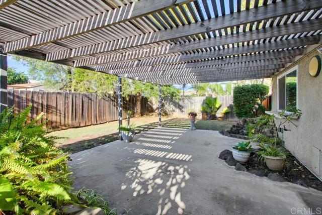 Detail Gallery Image 29 of 33 For 1237 Armstrong Cir, Escondido,  CA 92027 - 4 Beds | 2/1 Baths