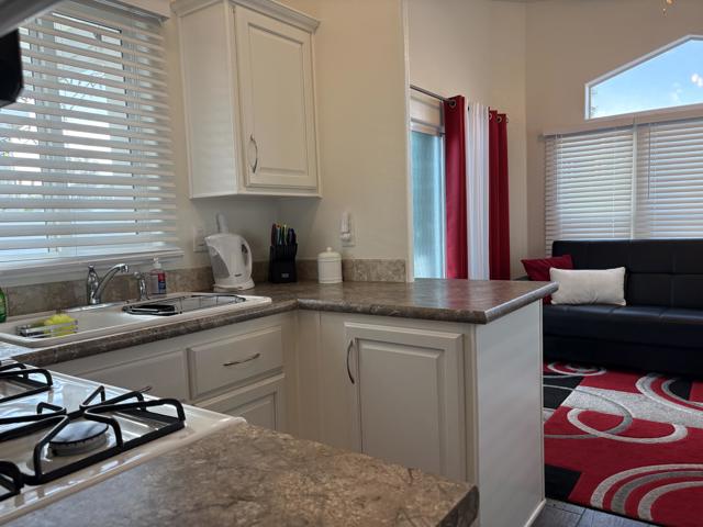 74711 Dillon Road, Desert Hot Springs CA: https://media.crmls.org/mediaz/b88b5800-db4e-48c6-bb4d-ab046208cb39.jpg