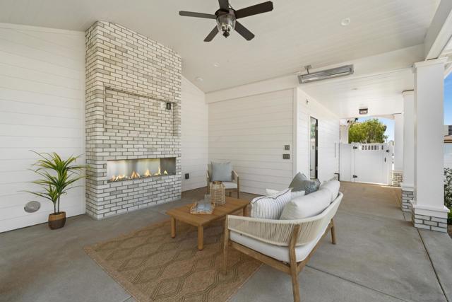 461 Country Club Ln, Coronado CA: https://media.crmls.org/mediaz/b88c34a9-9ede-4c44-9d36-d3608604bb07.jpg
