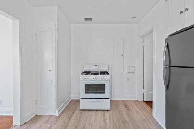 928 Lincoln Street, Watsonville CA: https://media.crmls.org/mediaz/b88c9339-d860-46ac-b21f-a75ed22cbddc.jpg