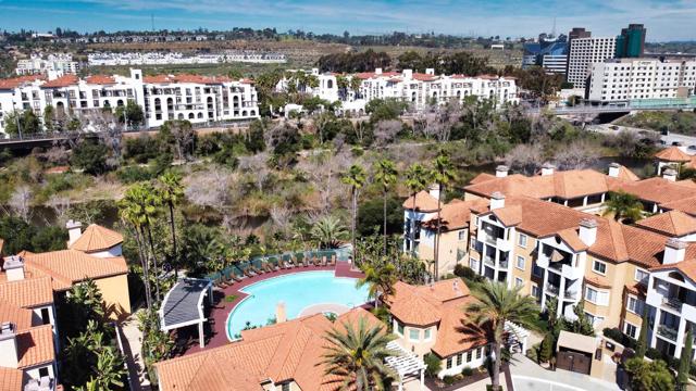 Detail Gallery Image 3 of 23 For 1950 Camino De La Reina #106,  San Diego,  CA 92108 - 2 Beds | 2 Baths