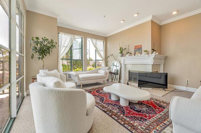 200 Portola Drive, San Francisco CA: https://media.crmls.org/mediaz/b88ca7fc-4f99-4080-b629-3af7a7e5fe20.jpg