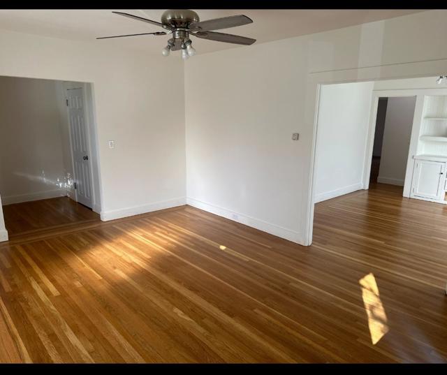 3050 22nd Avenue, Oakland CA: https://media.crmls.org/mediaz/b88d8a56-9328-4c75-9beb-78c75d33f125.jpg