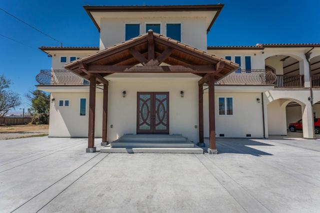 8440 Lovers Lane, Hollister CA: https://media.crmls.org/mediaz/b88e0a3a-1ae0-4e01-be56-27e1760c3cb6.jpg