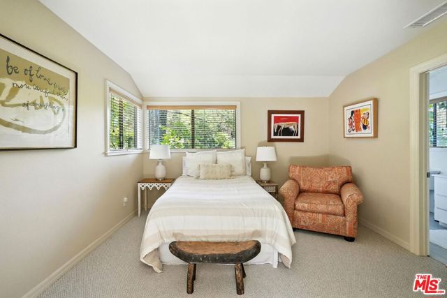730 Basin Drive, Topanga CA: https://media.crmls.org/mediaz/b88eb397-0e50-4aec-a84d-4883c76a7690.jpg