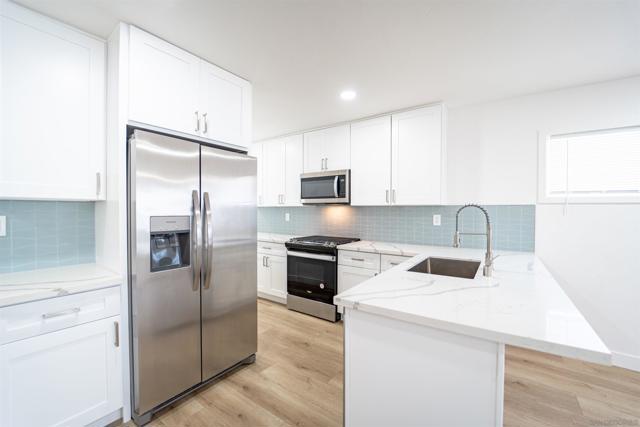 2073 79 Reed Ave, San Diego CA: https://media.crmls.org/mediaz/b88fa608-f15f-4cd9-a098-8019c3e174f7.jpg