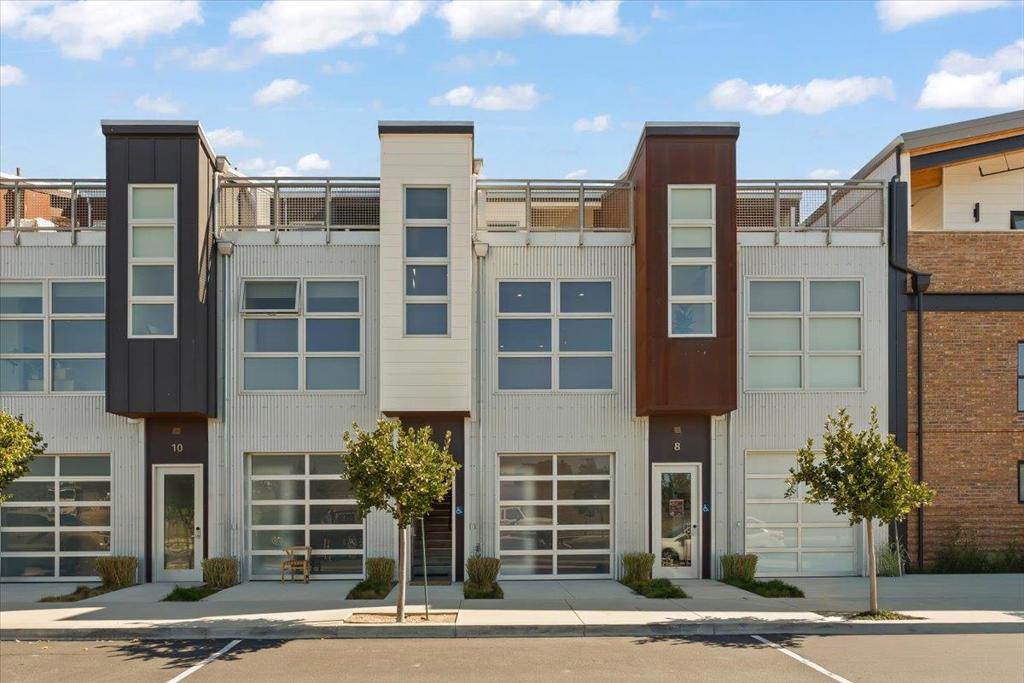 202 Panetta Avenue #9