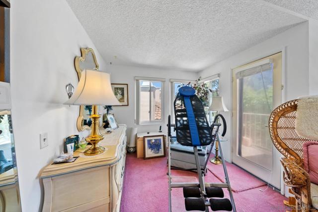 2100 Northshore Drive, Chula Vista CA: https://media.crmls.org/mediaz/b88fc5e4-acb0-4f1e-bf57-4edba7f4c6c1.jpg